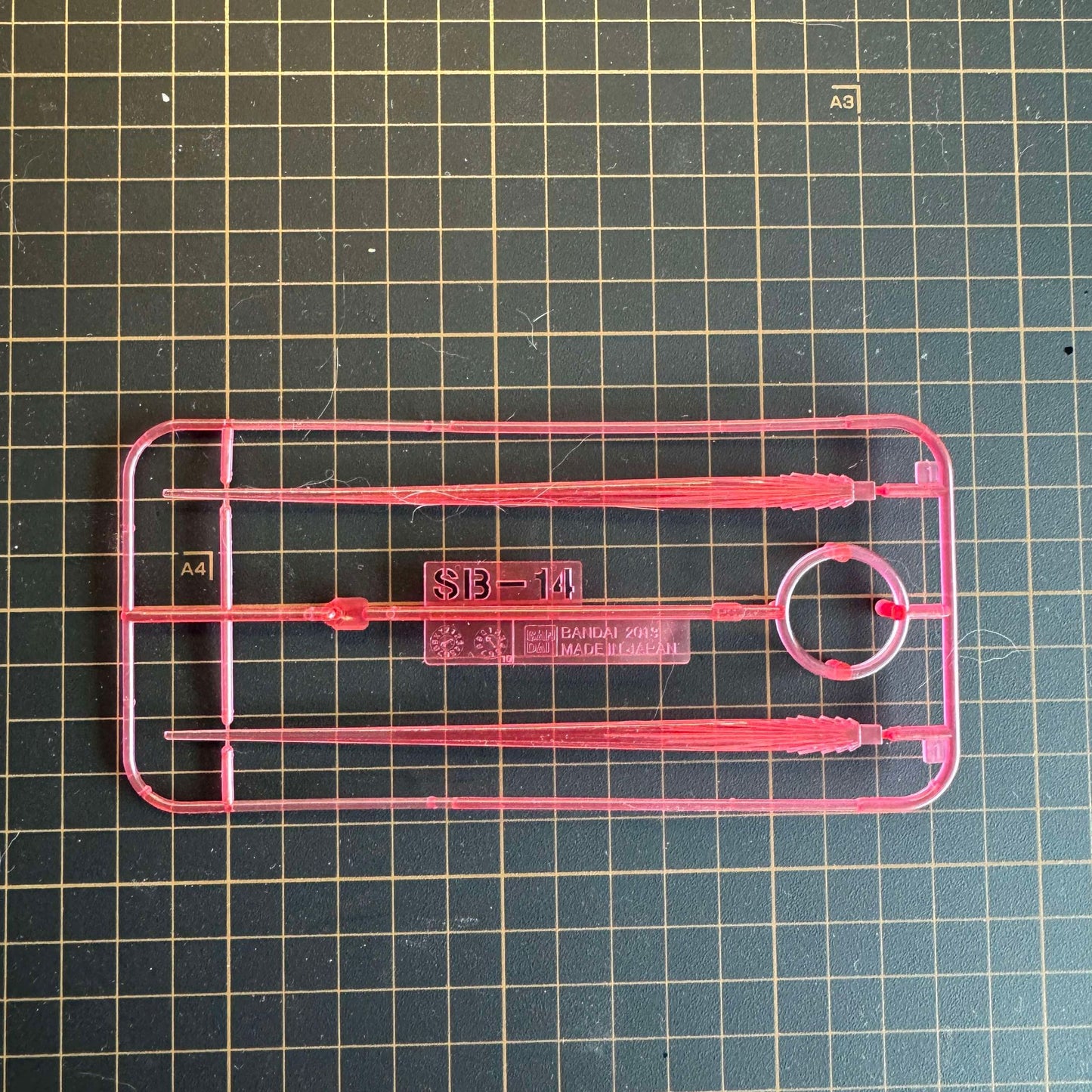 Spare Parts - MG BEAM SABER (CLEAR PINK WITH EFFECTS)