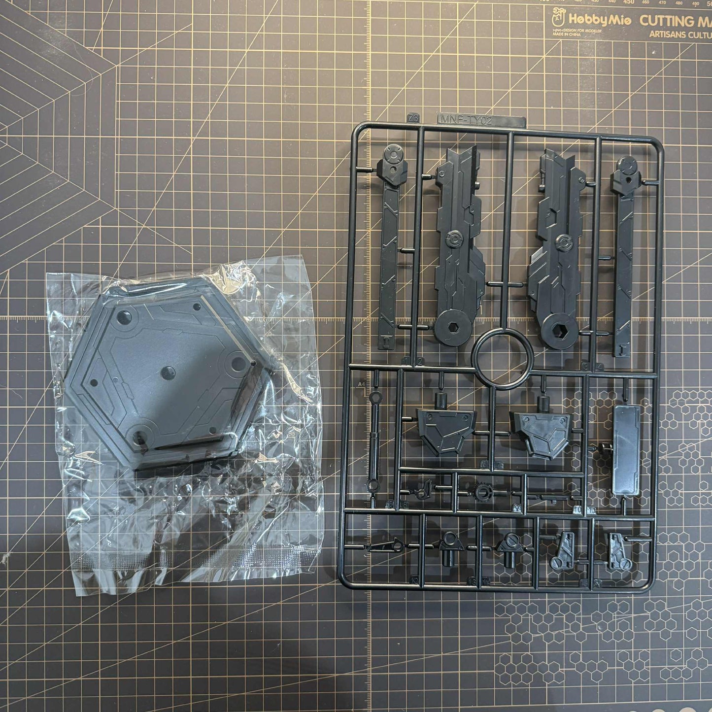 Spare Parts - Motor Nuclear Wei Yuan (Trainee Form) COMPLETE Display Base Section