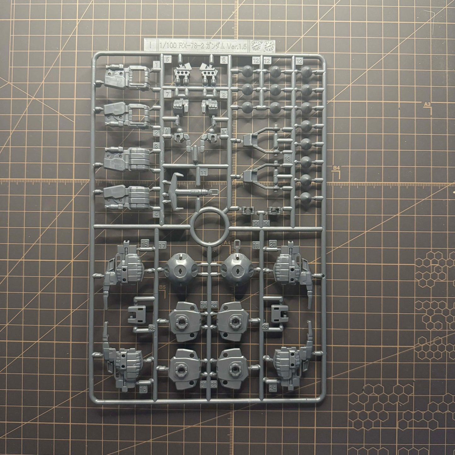 Spare Parts - MG RX-78 1.5 Section I