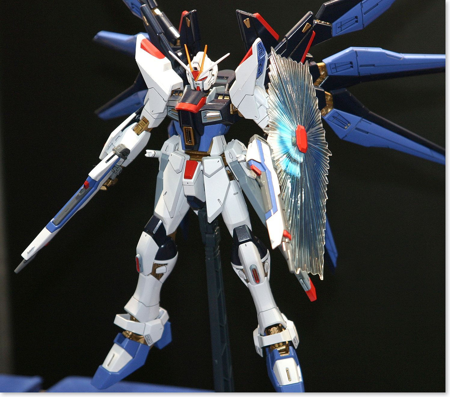 Gundam - MG Strike Freedom